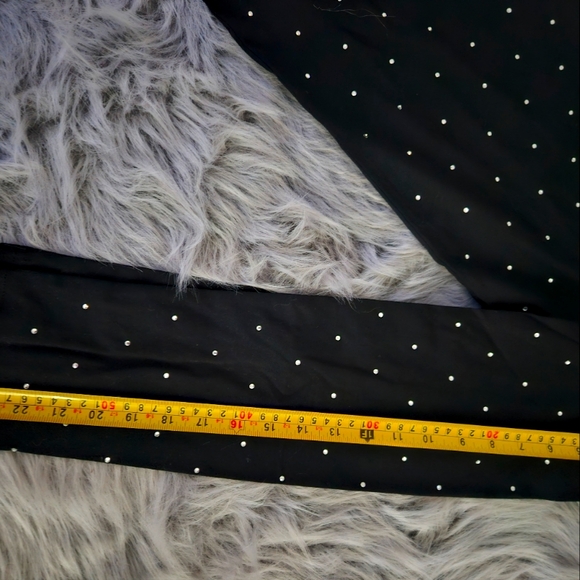 Jeweled with Rhinestone Long Slv Top - Picture 4 of 6